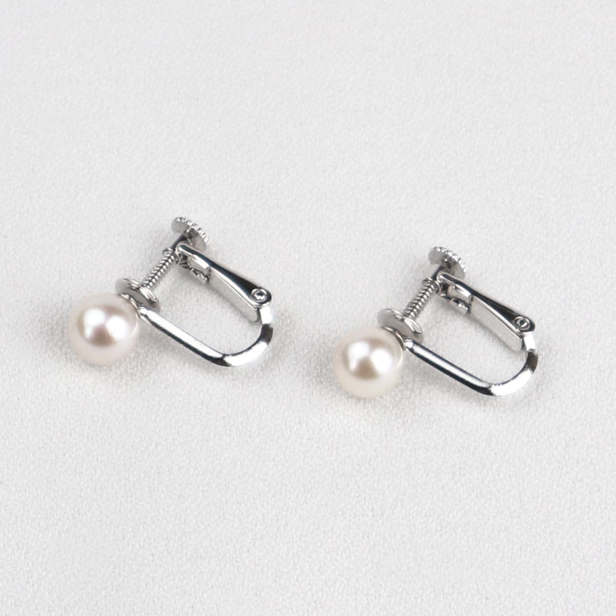 パールイヤリング